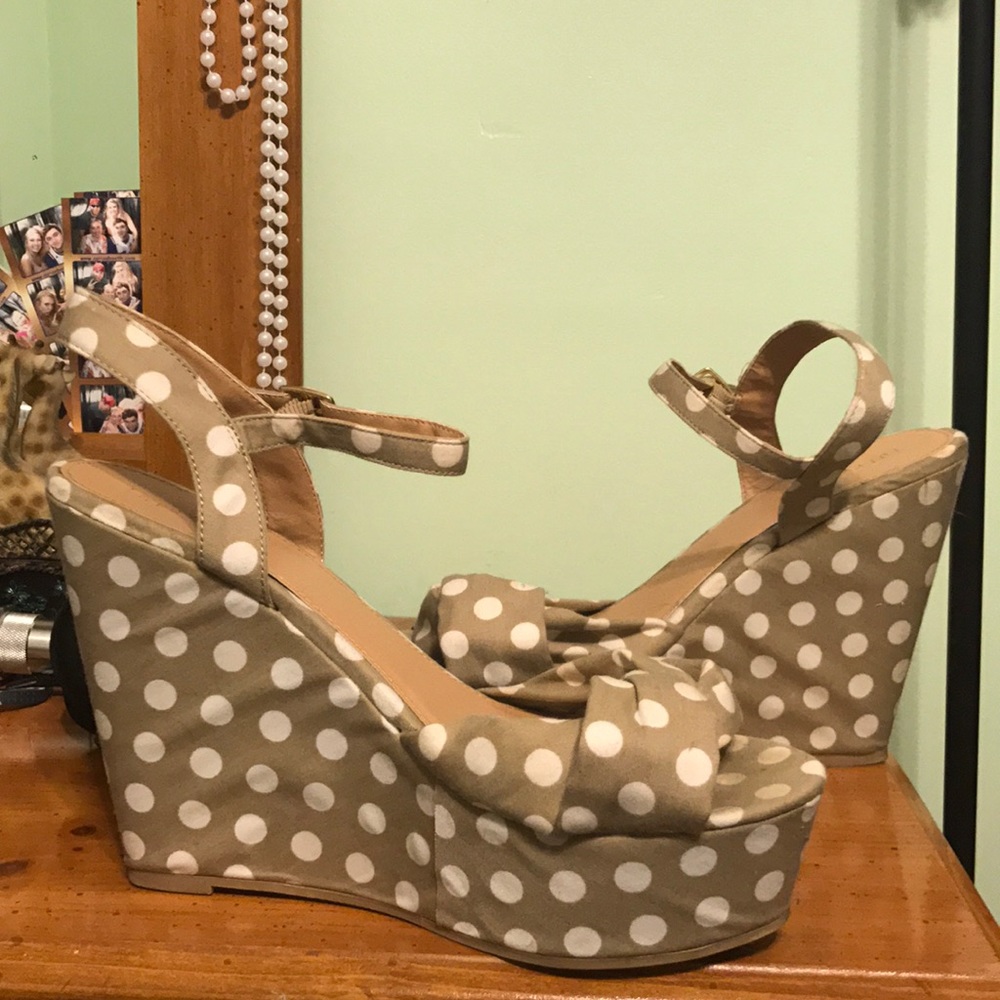 Polkadot wedges